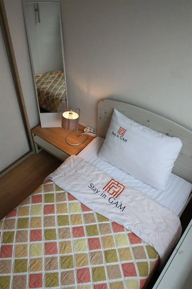 Stay In Gam Seoul Hostel